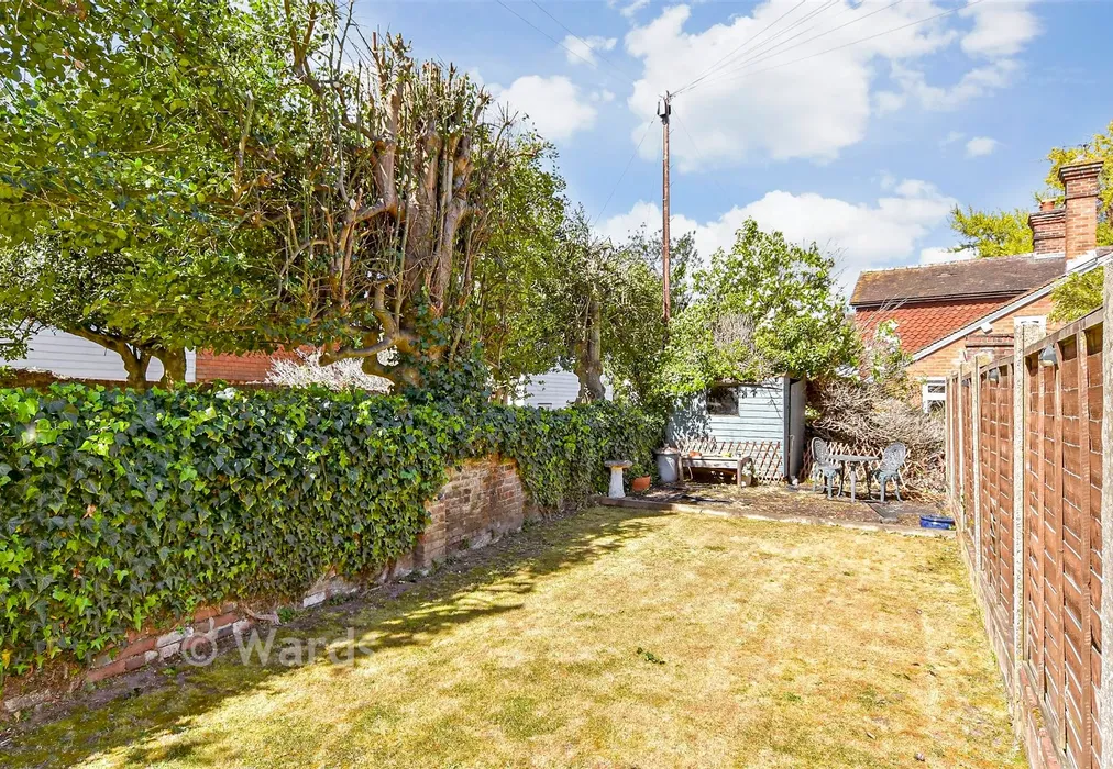 Rear Garden - High Street, Eynsford, Kent - Wards of Kent