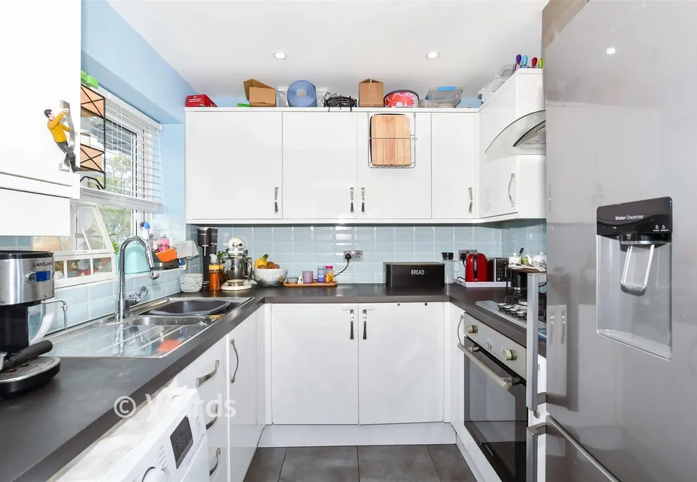 Kitchen - Eccles Row, Eccles, Aylesford, Kent - Wards of Kent