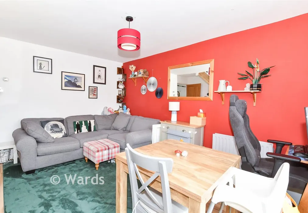 Lounge/Diner - Eccles Row, Eccles, Aylesford, Kent - Wards of Kent