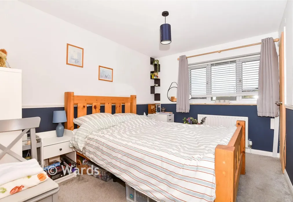 Bedroom 1 - Eccles Row, Eccles, Aylesford, Kent - Wards of Kent