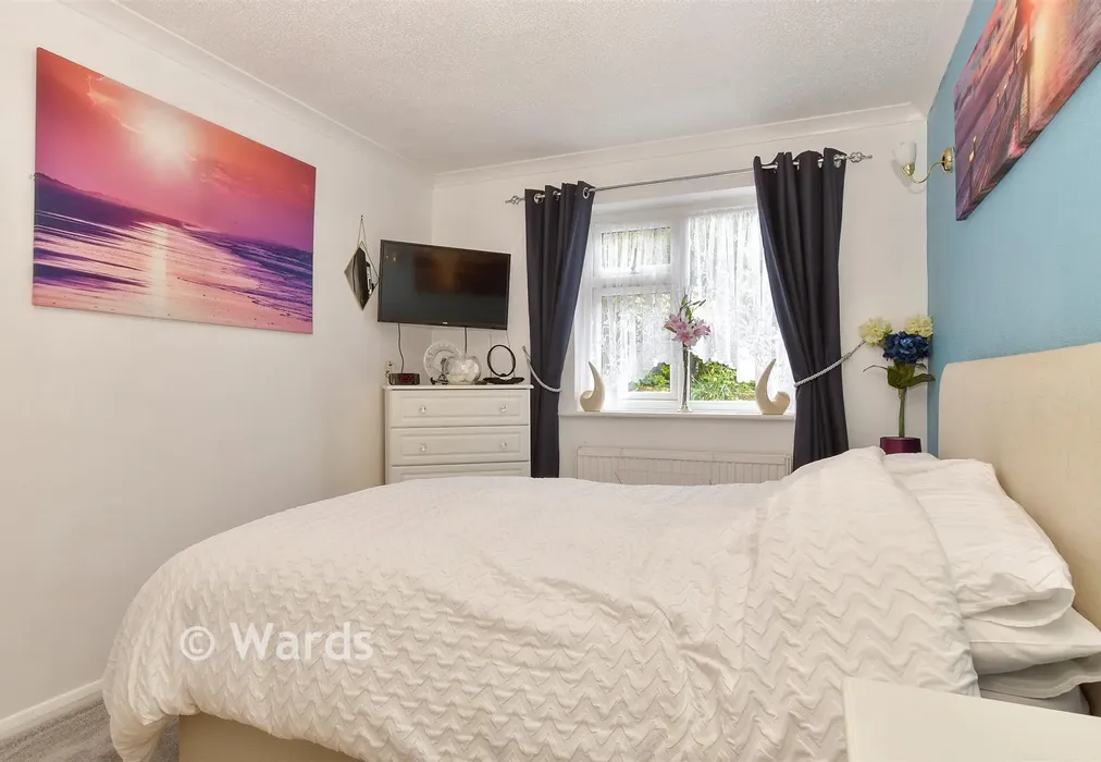 Bedroom 2 - Hillside Road, Minster-On-Sea, Sheerness, Kent - Wards of Kent