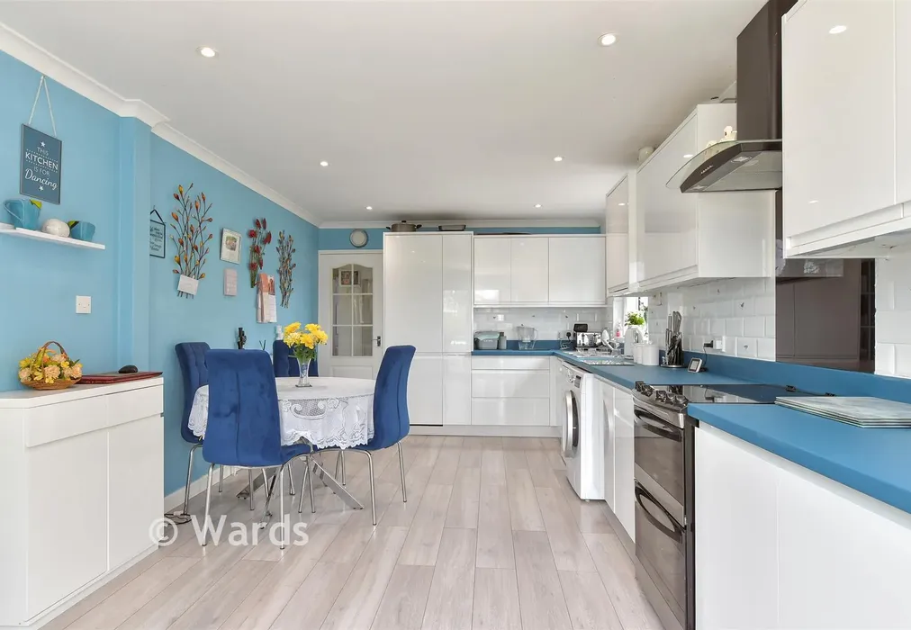 Kitchen/Diner - Hillside Road, Minster-On-Sea, Sheerness, Kent - Wards of Kent