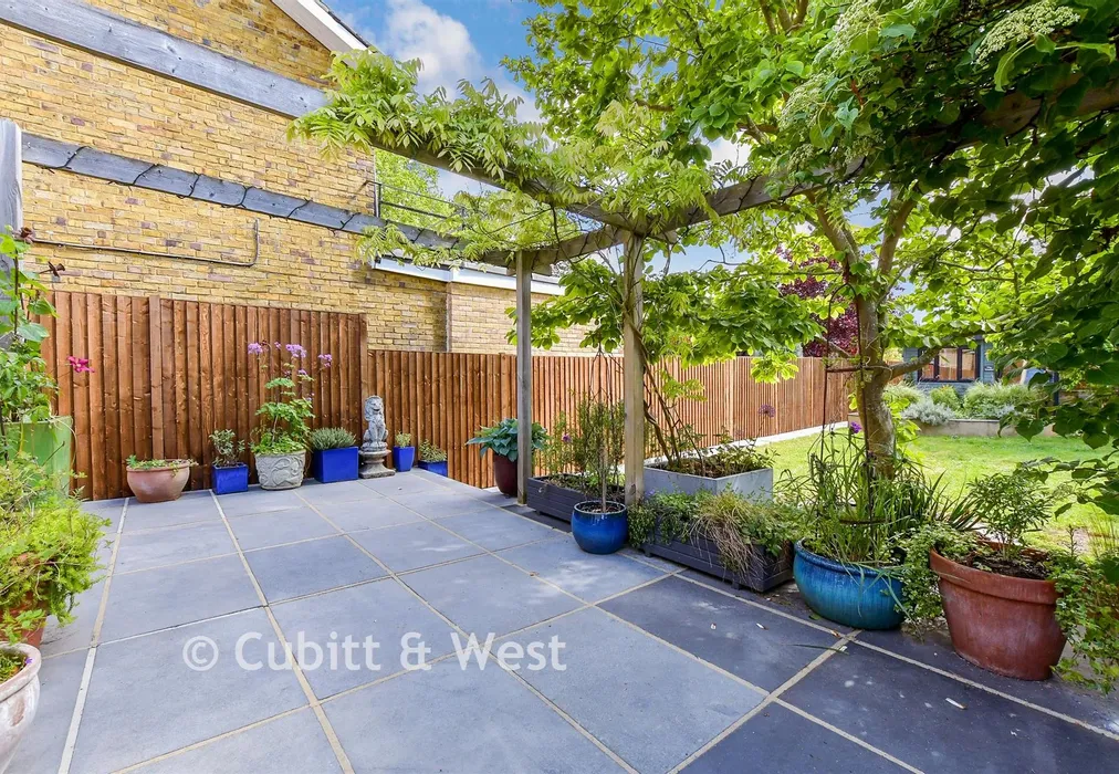 Patio / Decking - Seddon Road, Morden, Surrey - Wards of Kent