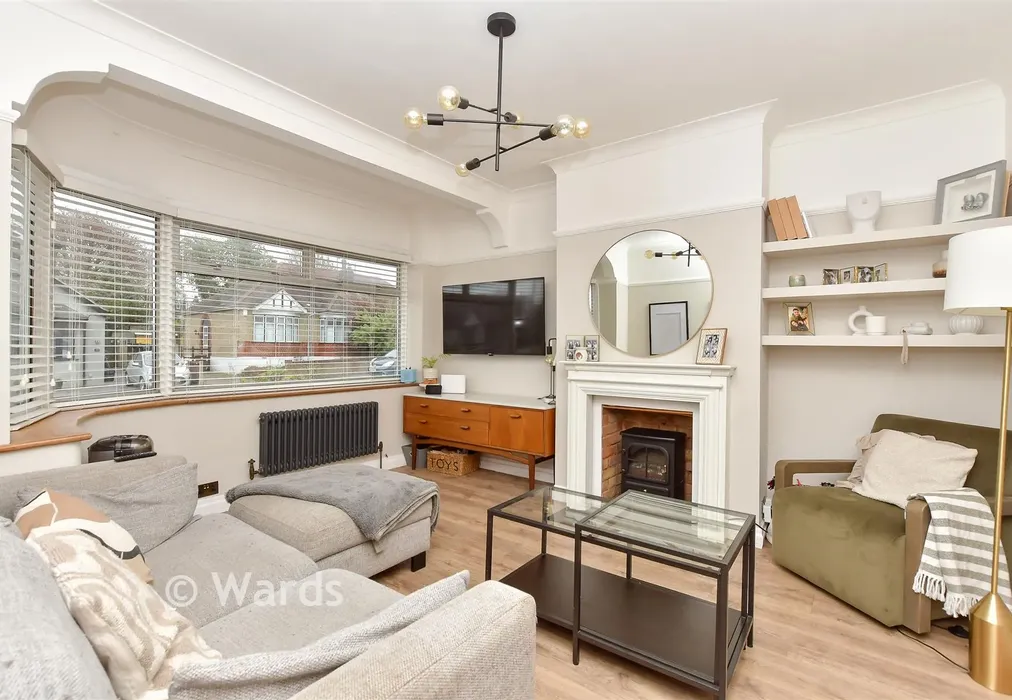 Lounge - Wilson Avenue, Rochester, Kent - Wards of Kent