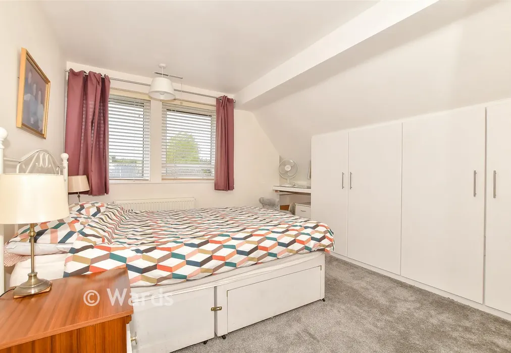 Bedroom 2 - Spire Avenue, Whitstable, Kent - Wards of Kent