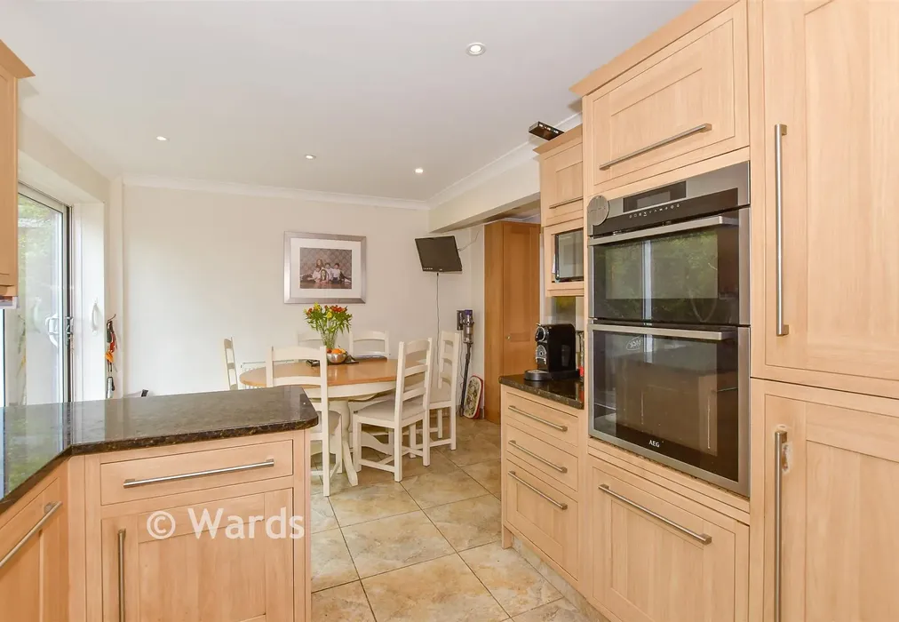 Kitchen/Diner - Spire Avenue, Whitstable, Kent - Wards of Kent