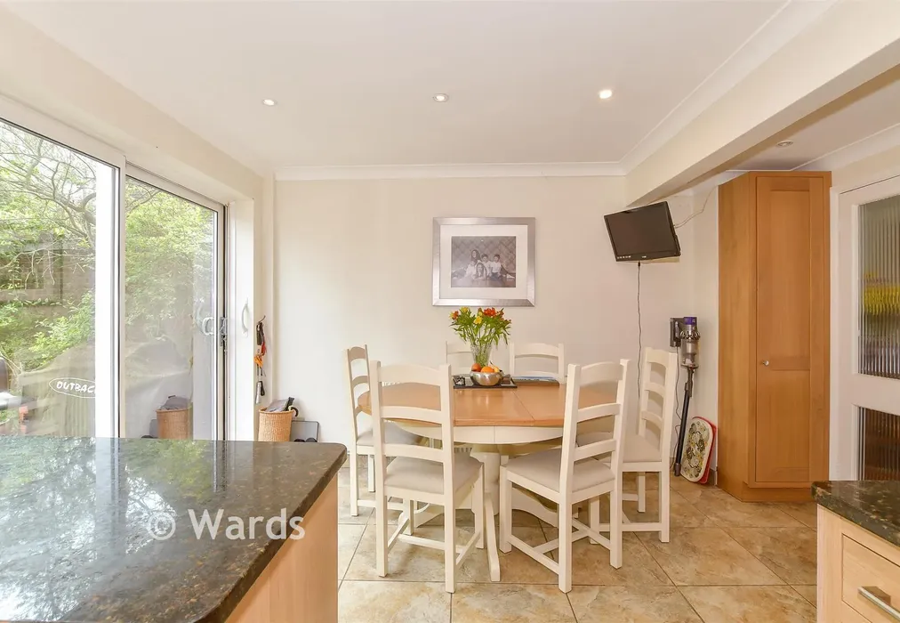Kitchen/Diner - Spire Avenue, Whitstable, Kent - Wards of Kent