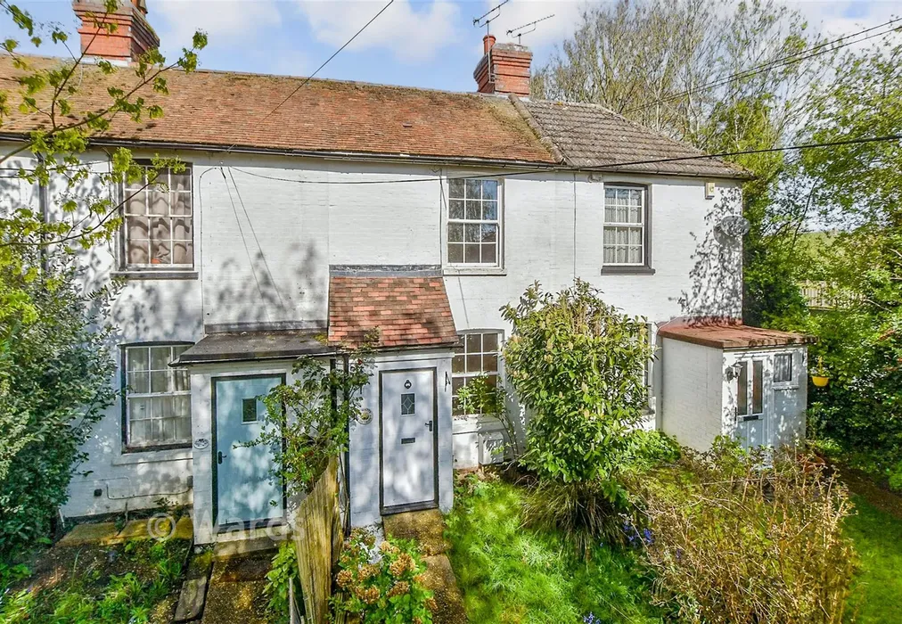 Front Elevation (Web) - Grosvenor Road, Kennington, Ashford, Kent - Wards of Kent