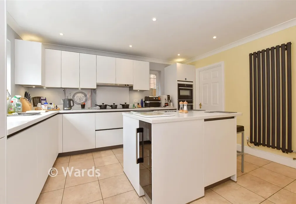 Kitchen - Chartham, Chartham, Kent - Wards of Kent