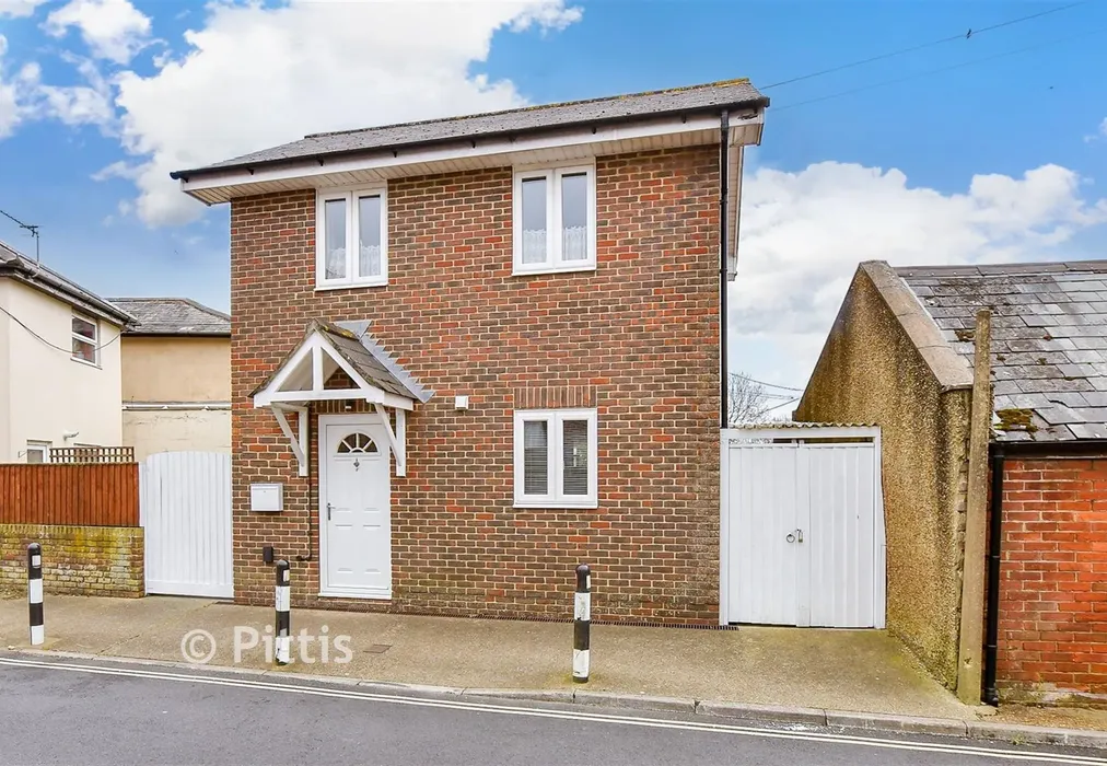 Front Aspect - Ventnor Road, Apse Heath, Sandown, Isle of Wight - Wards of Kent