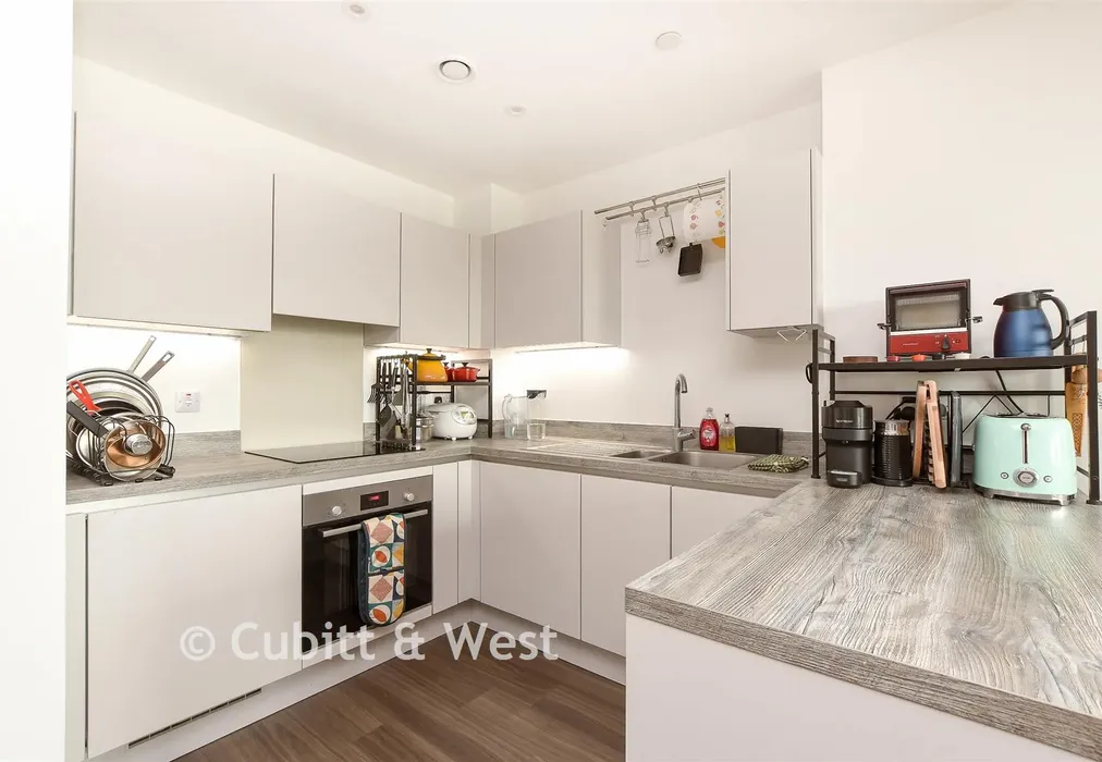 Kitchen Living/Dining Room - Marketfield Way, Redhill, Surrey - Wards of Kent