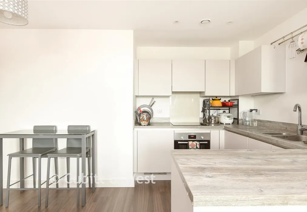 Kitchen Living/Dining Room - Marketfield Way, Redhill, Surrey - Wards of Kent