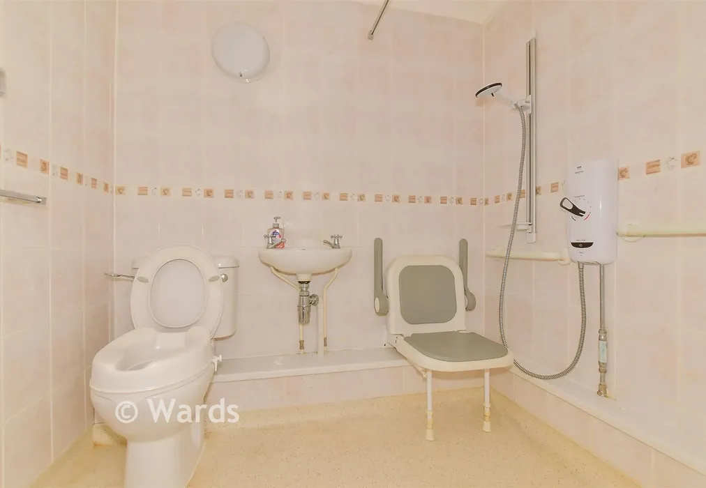 Wet Room - High Street, Herne Bay, Kent - Wards of Kent