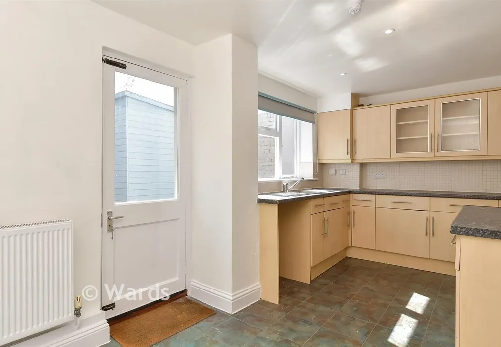 Kitchen - Frindsbury Road, Frindsbury, Rochester, Kent - Wards of Kent
