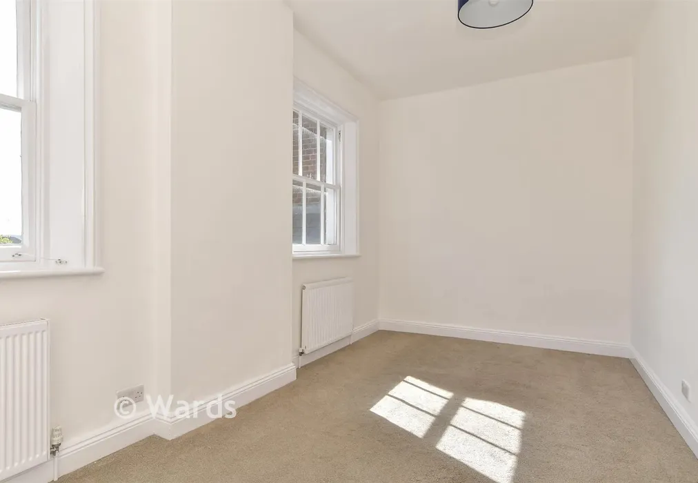 Bedroom 2 - Frindsbury Road, Frindsbury, Rochester, Kent - Wards of Kent