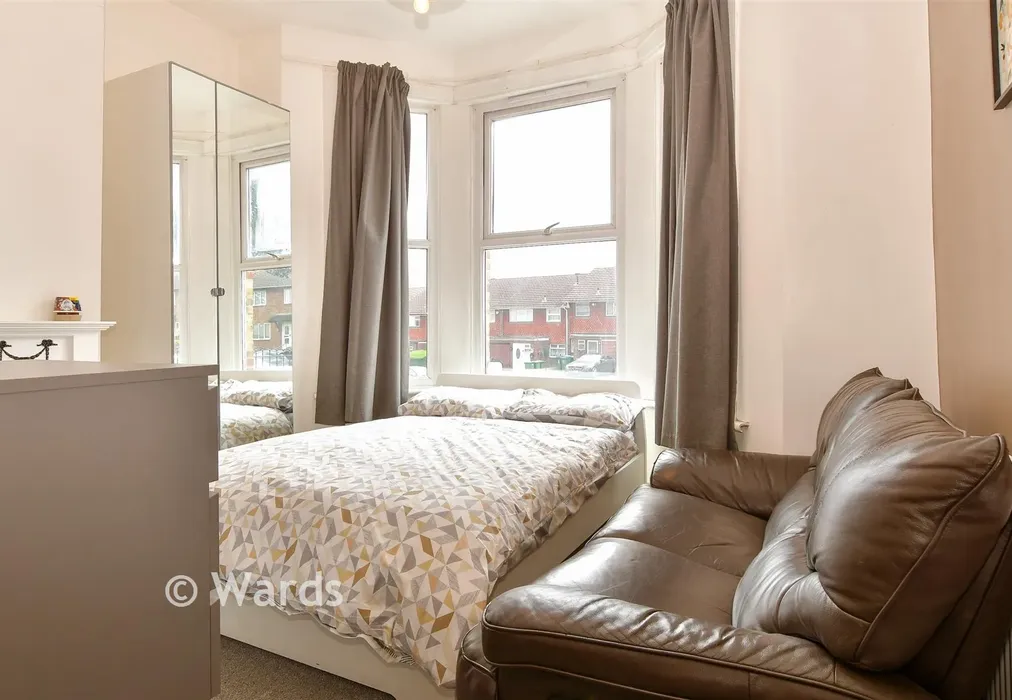 Bedroom - Bexley Road, Erith, Kent - Wards of Kent