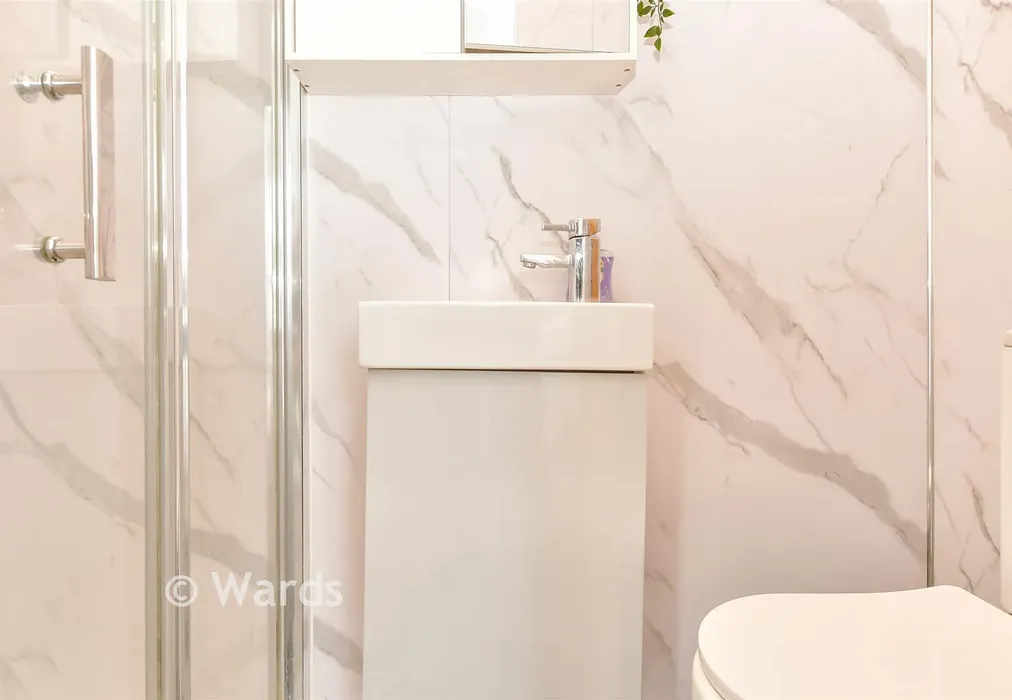 En-Suite Shower Room - Bexley Road, Erith, Kent - Wards of Kent