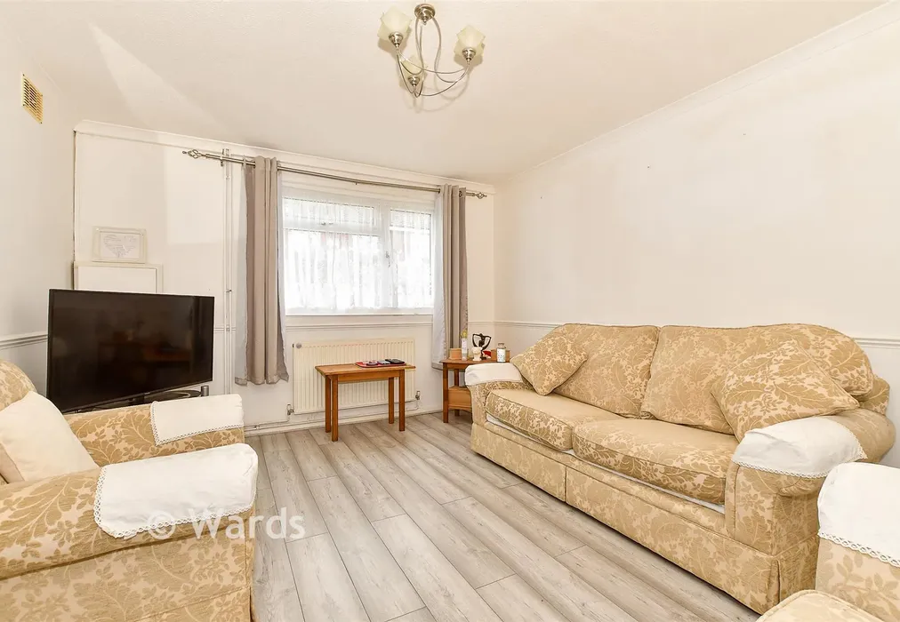 Lounge - Fuggles Close, Paddock Wood, Tonbridge, Kent - Wards of Kent