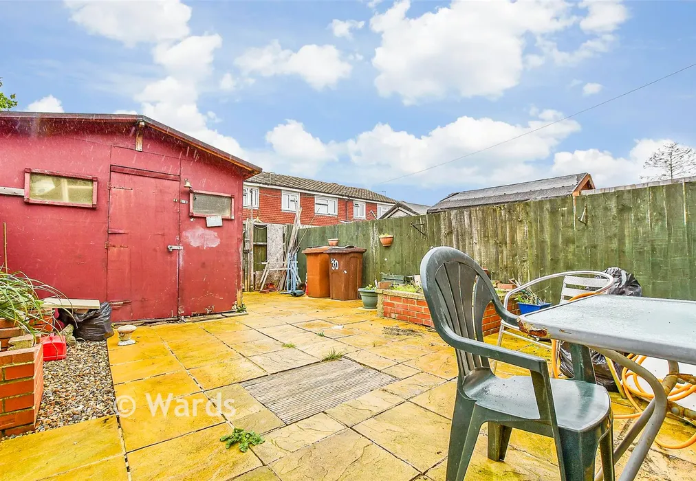 Patio / Decking - Fuggles Close, Paddock Wood, Tonbridge, Kent - Wards of Kent