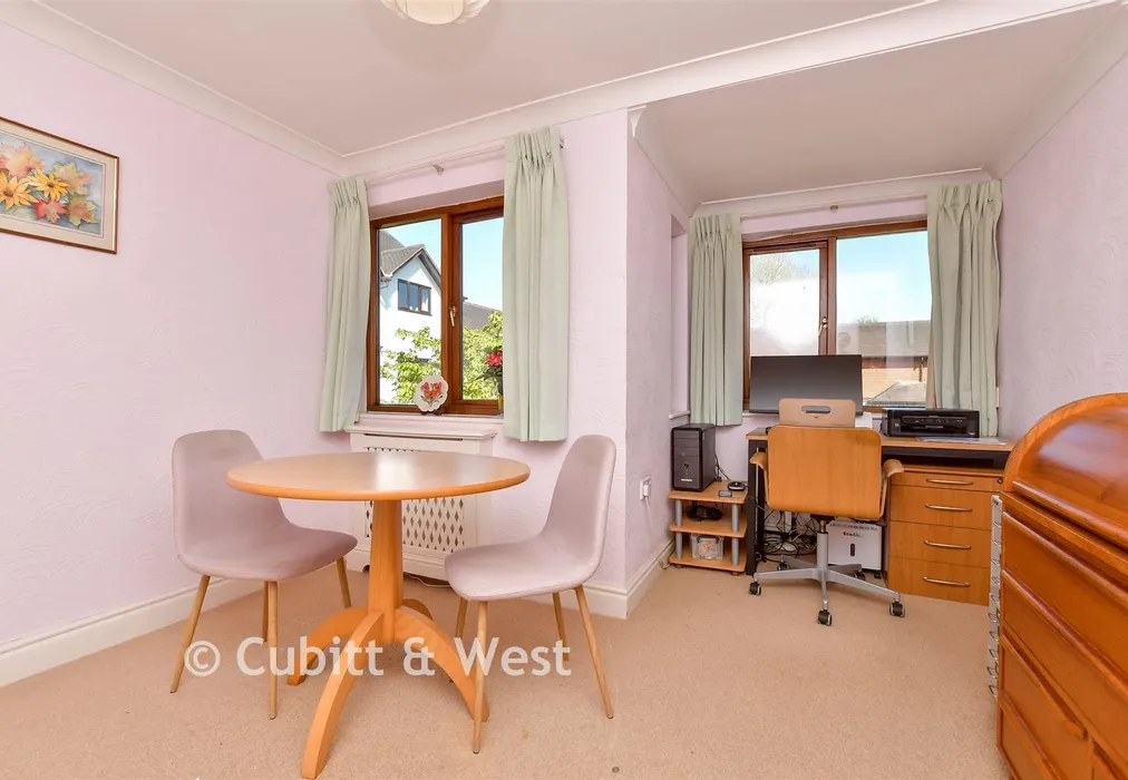 Bedroom 2 - The Avenue, Tadworth, Surrey - Wards of Kent