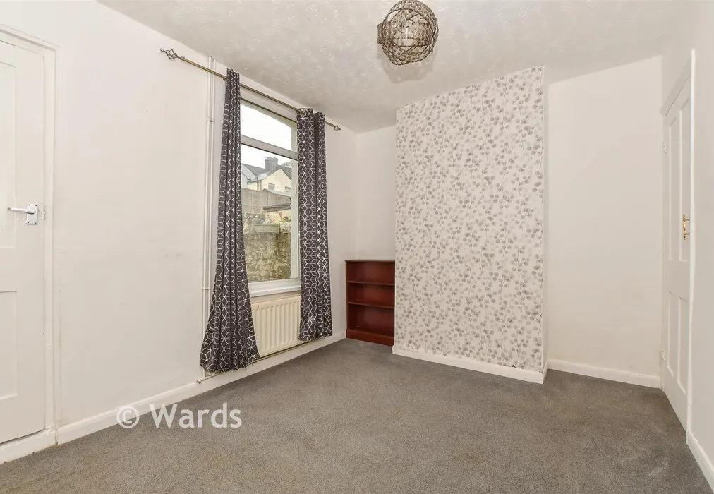 Dining Room - London Road, Dover, Kent - Wards of Kent