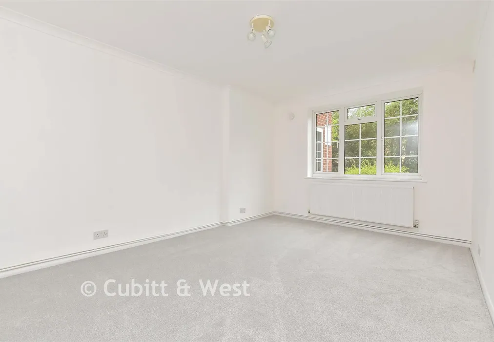 Bedroom 1 - Grange Road, Sutton, Surrey - Wards of Kent