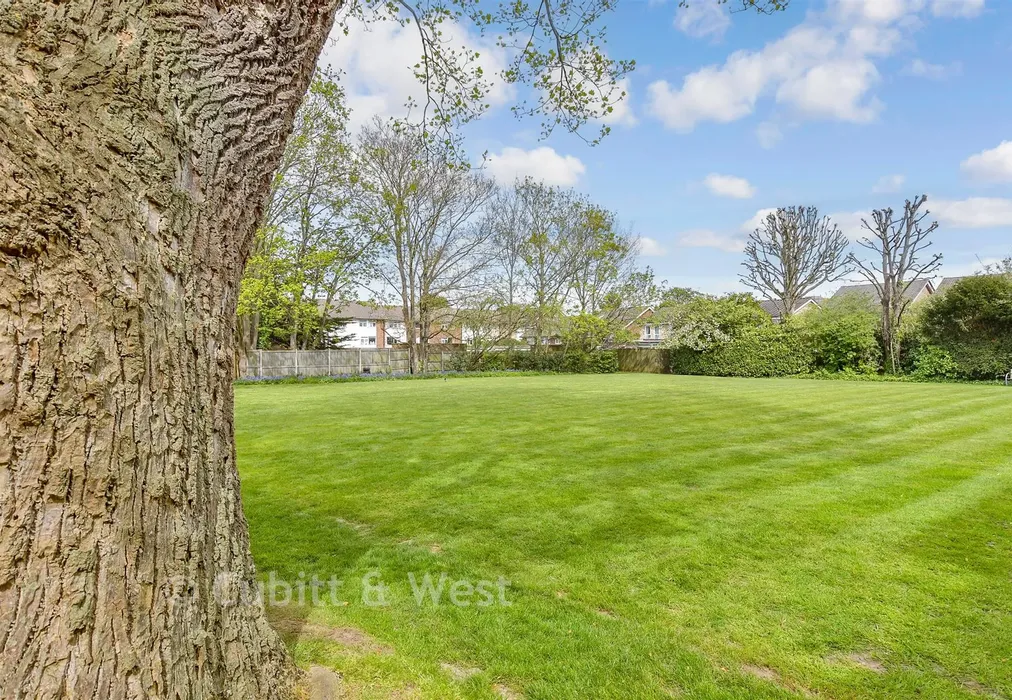 Communal Gardens - Grange Road, Sutton, Surrey - Wards of Kent