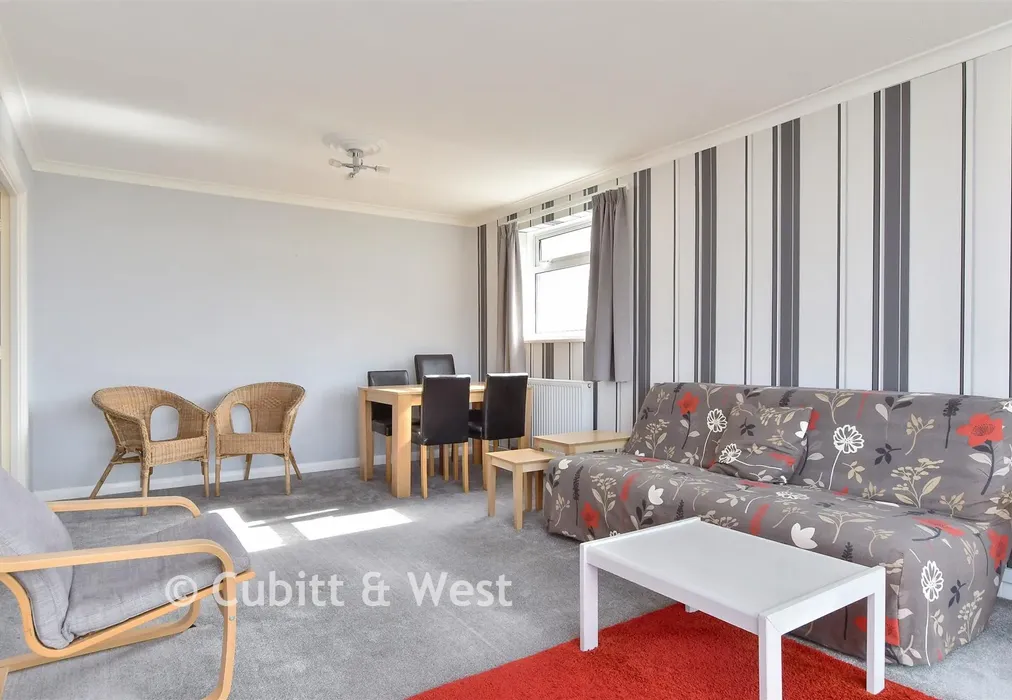 Lounge - Overstrand Avenue, Rustington, West Sussex - Wards of Kent