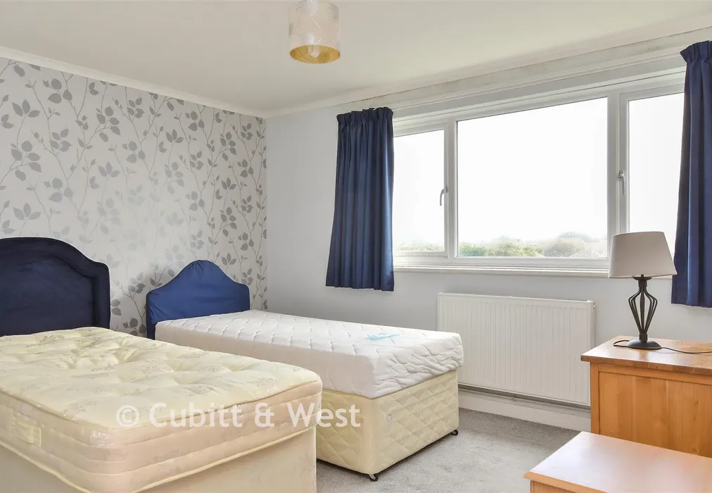 Bedroom 2 - Overstrand Avenue, Rustington, West Sussex - Wards of Kent