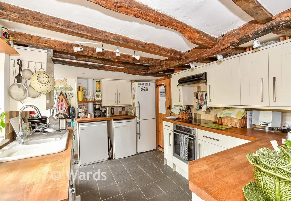Kitchen - The Street, Wittersham, Kent - Wards of Kent