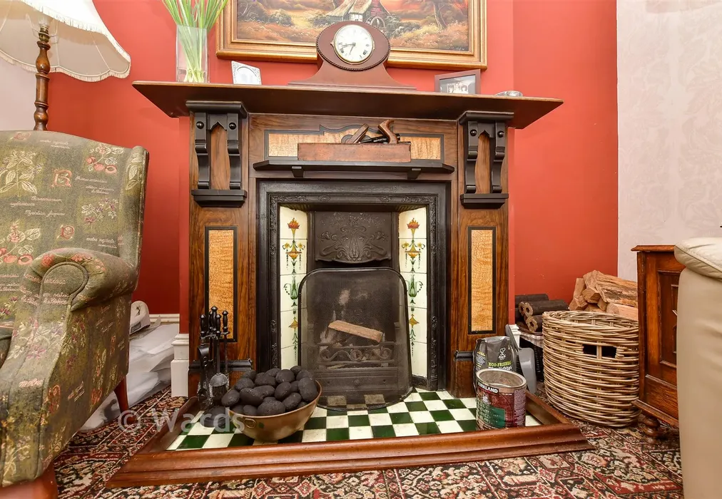 Internal Feature - St. George's Road, Gillingham, Kent - Wards of Kent