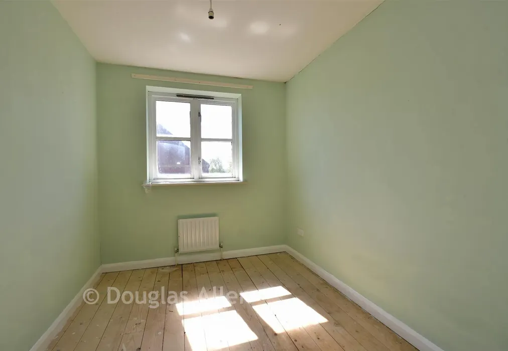 Bedroom 3 - Bryn Farm Close, Basildon, Essex - Wards of Kent
