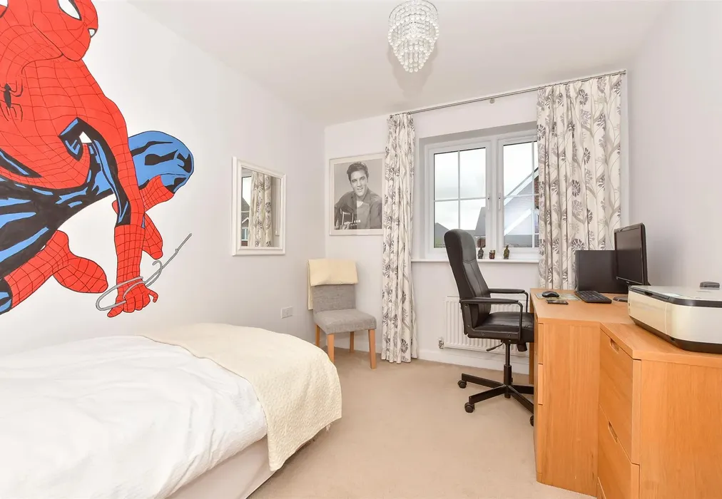 Bedroom 4 - Hop Pocket Way, Headcorn, Kent - Wards of Kent