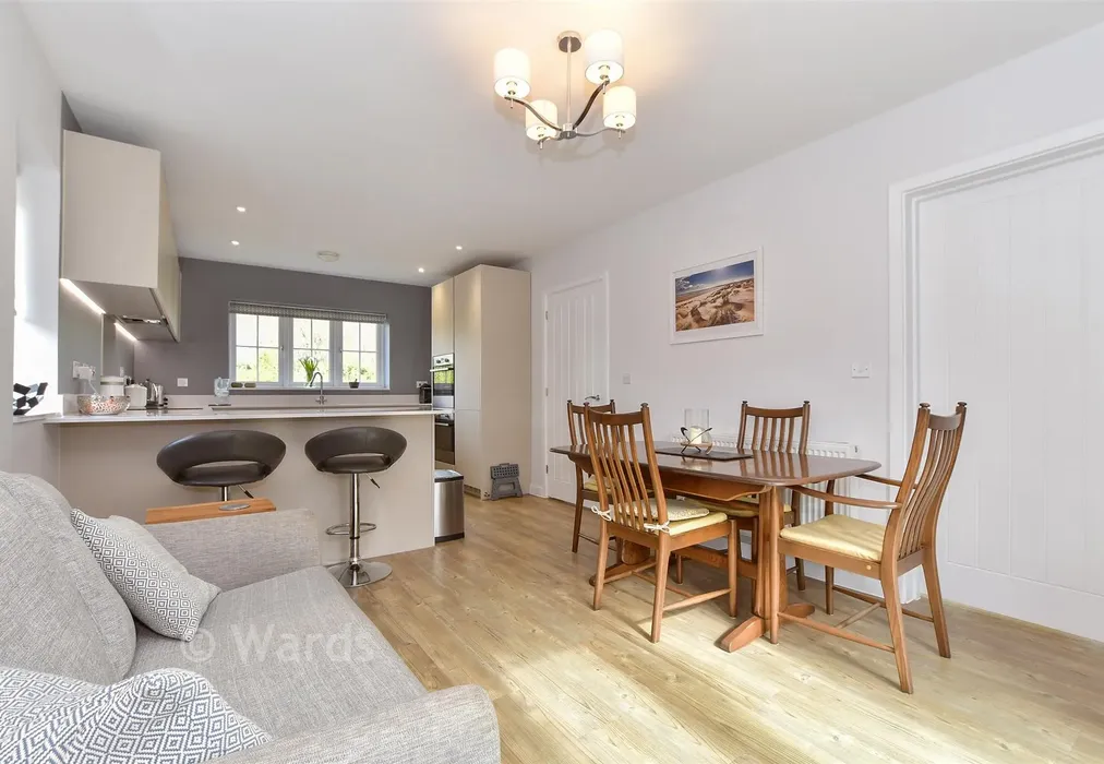 Dining Area - Hop Pocket Way, Headcorn, Kent - Wards of Kent