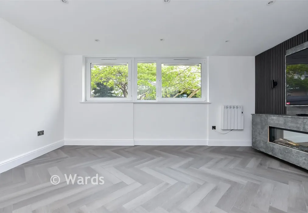 Lounge / Bedroom - Queen Street, Herne Bay, Kent - Wards of Kent