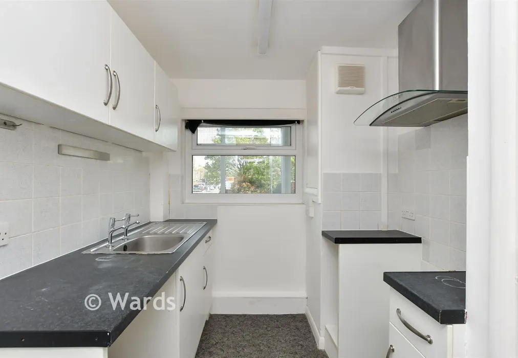 Kitchen - Queen Street, Herne Bay, Kent - Wards of Kent