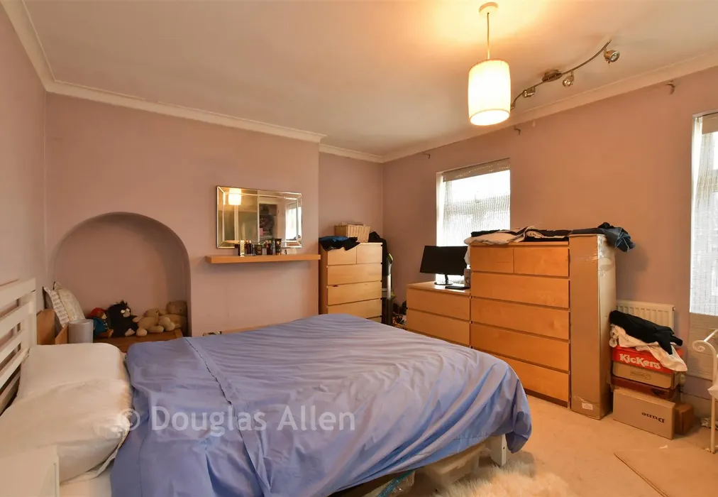 Bedroom 1 - Thorntons Farm Avenue, Romford, Essex - Wards of Kent