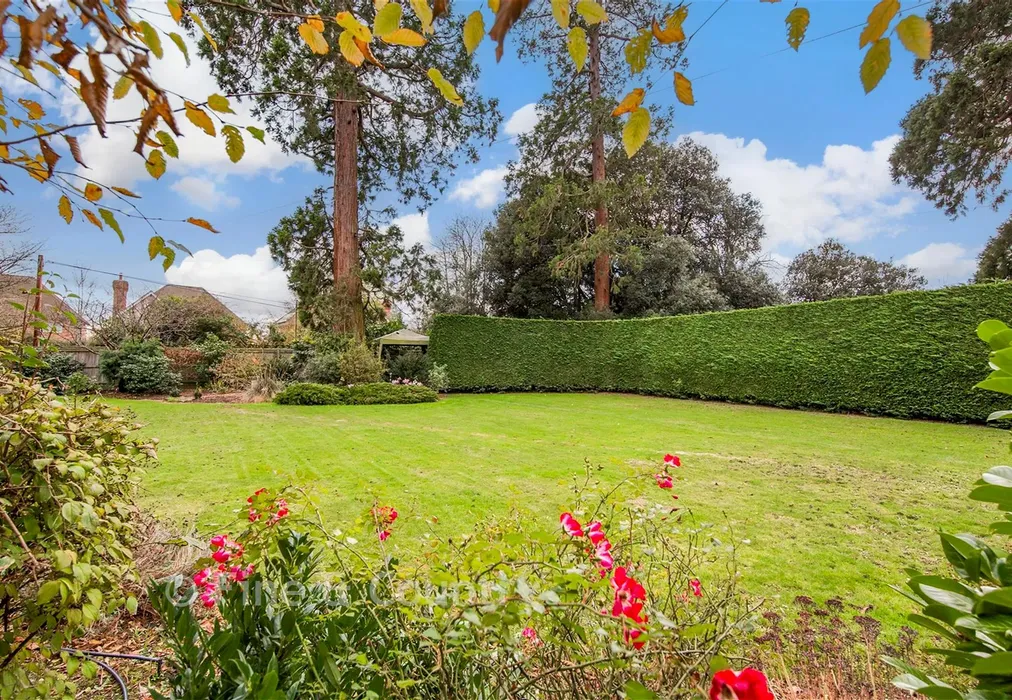 External Garden - Three Elm Lane, Golden Green, Tonbridge, Kent - Wards of Kent