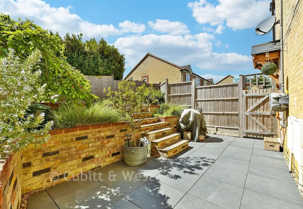 Rear Garden - Lambert Road, Banstead, Surrey - Wards of Kent