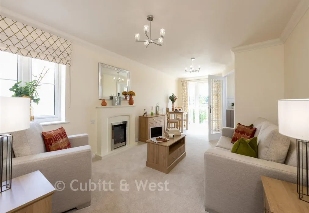 Lounge - Colebrooke Lodge, Prices Lane, Reigate, Surrey - Wards of Kent