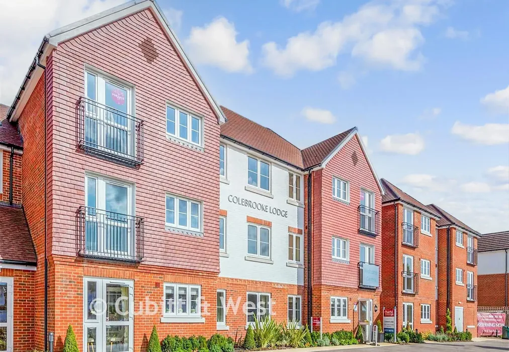 Front - Colebrooke Lodge, Prices Lane, Reigate, Surrey - Wards of Kent