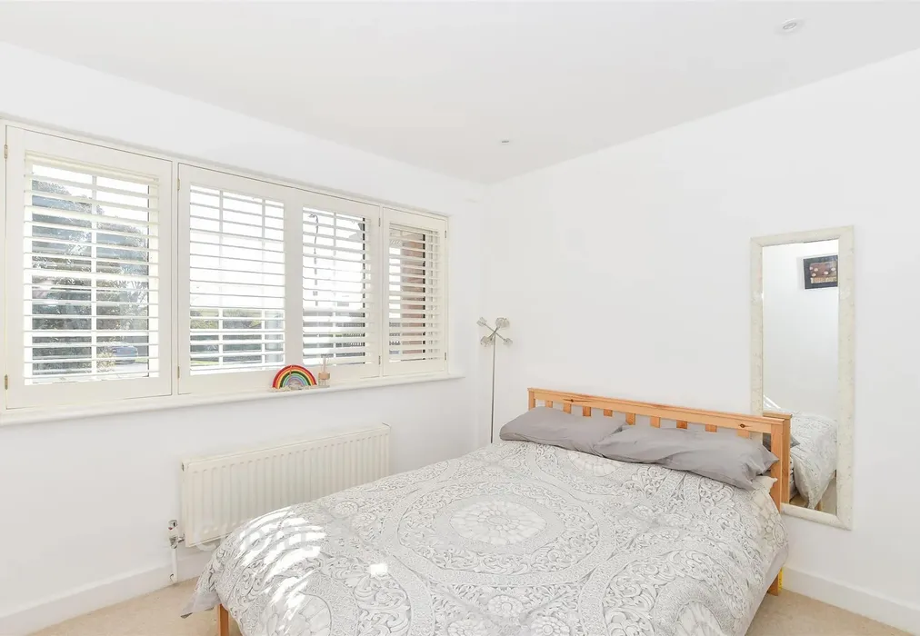 Bedroom 2 - Crescent Drive North, Woodingdean, Brighton, East Sussex - Wards of Kent