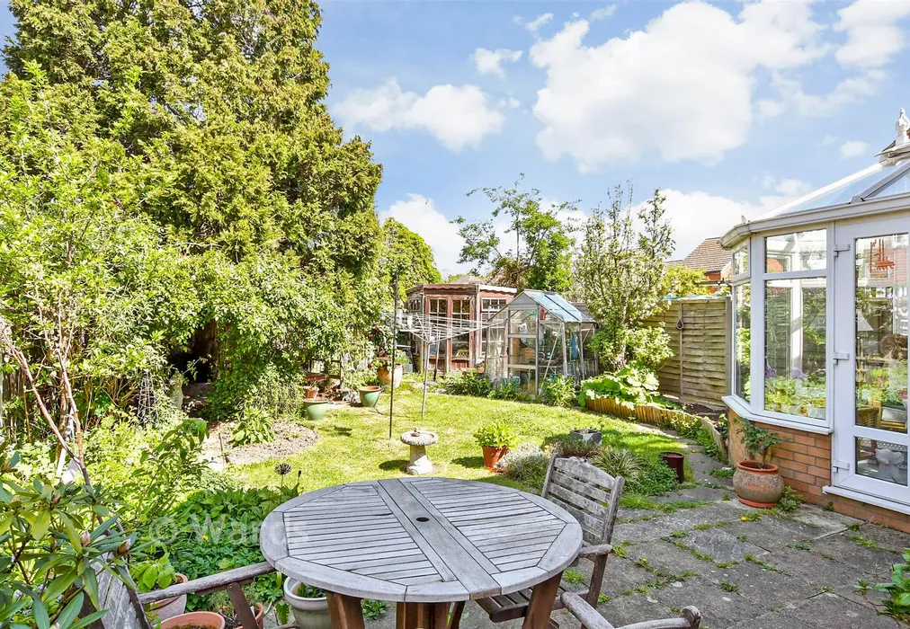 Rear Garden - Willowside, Snodland, Kent - Wards of Kent