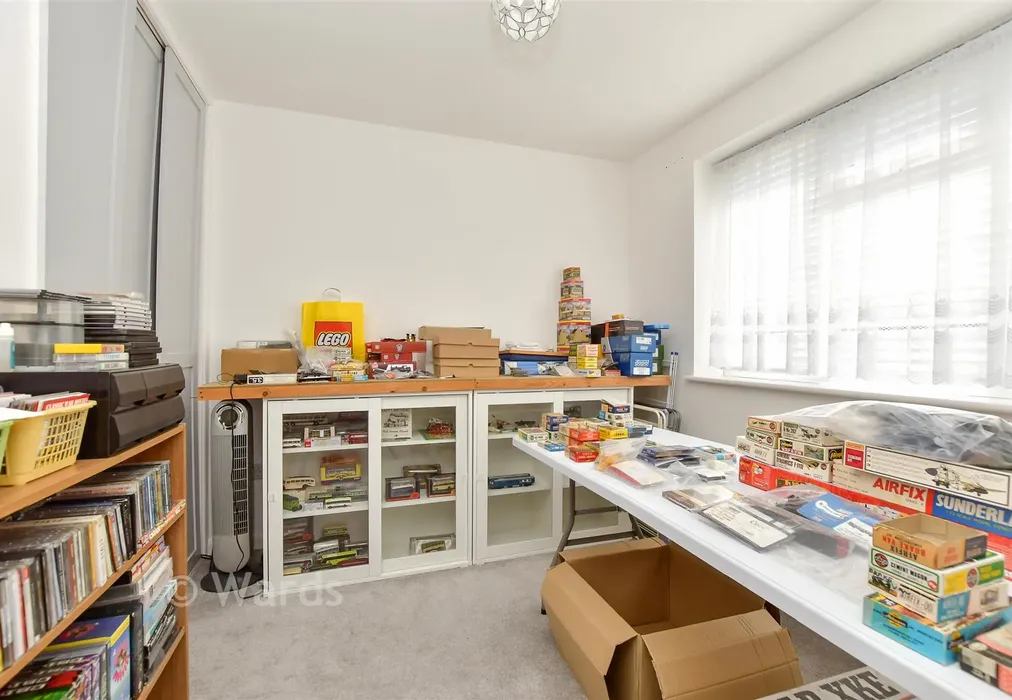 Bedroom 2 - Horselees Road, Boughton-Under-Blean, Faversham, Kent - Wards of Kent