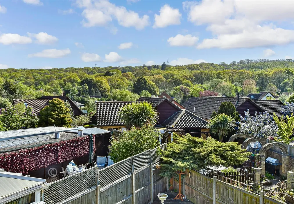 Views To Rear - Horselees Road, Boughton-Under-Blean, Faversham, Kent - Wards of Kent