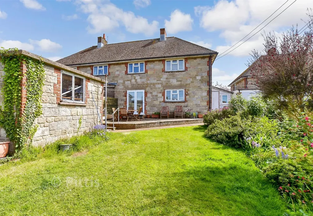 Rear Garden - Upper Lane, Brighstone, Newport, Isle of Wight - Wards of Kent