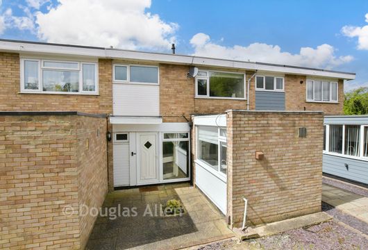 Chaucer Walk, Wickford, Essex - Wards of Kent