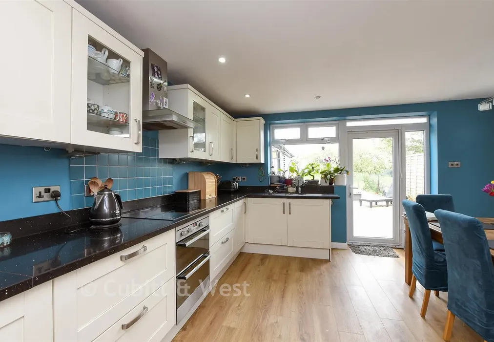 Kitchen/Dining Area - Mill Lane, Oxted, Surrey - Wards of Kent