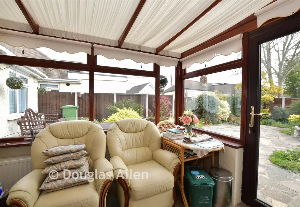 Sun Room - Deirdre Avenue, Wickford, Essex - Wards of Kent