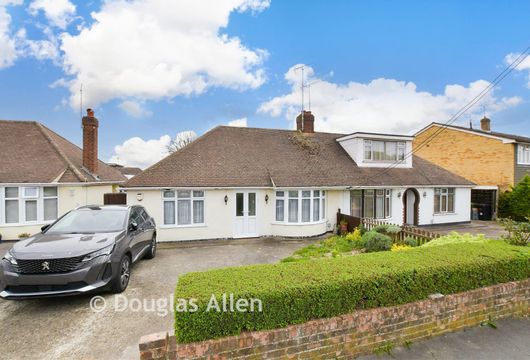 Deirdre Avenue, Wickford, Essex - Wards of Kent